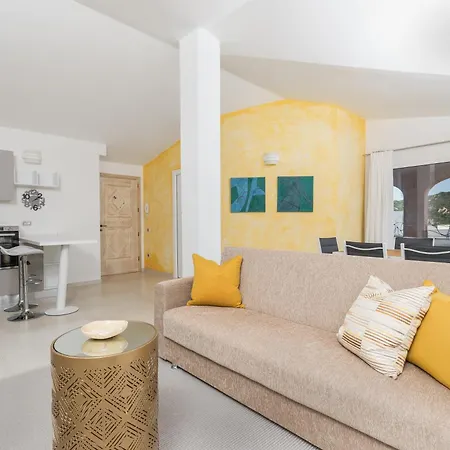 Trilocali Le Maree Ampia Vista Mare Апартаменты *