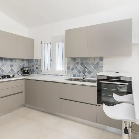 Trilocali Le Maree Ampia Vista Mare Апартаменты *